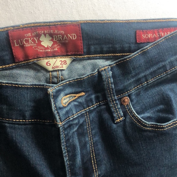 Lucky brand Sophia straight, size 6/28(ankle) in a beautiful deep blue - Picture 4 of 7